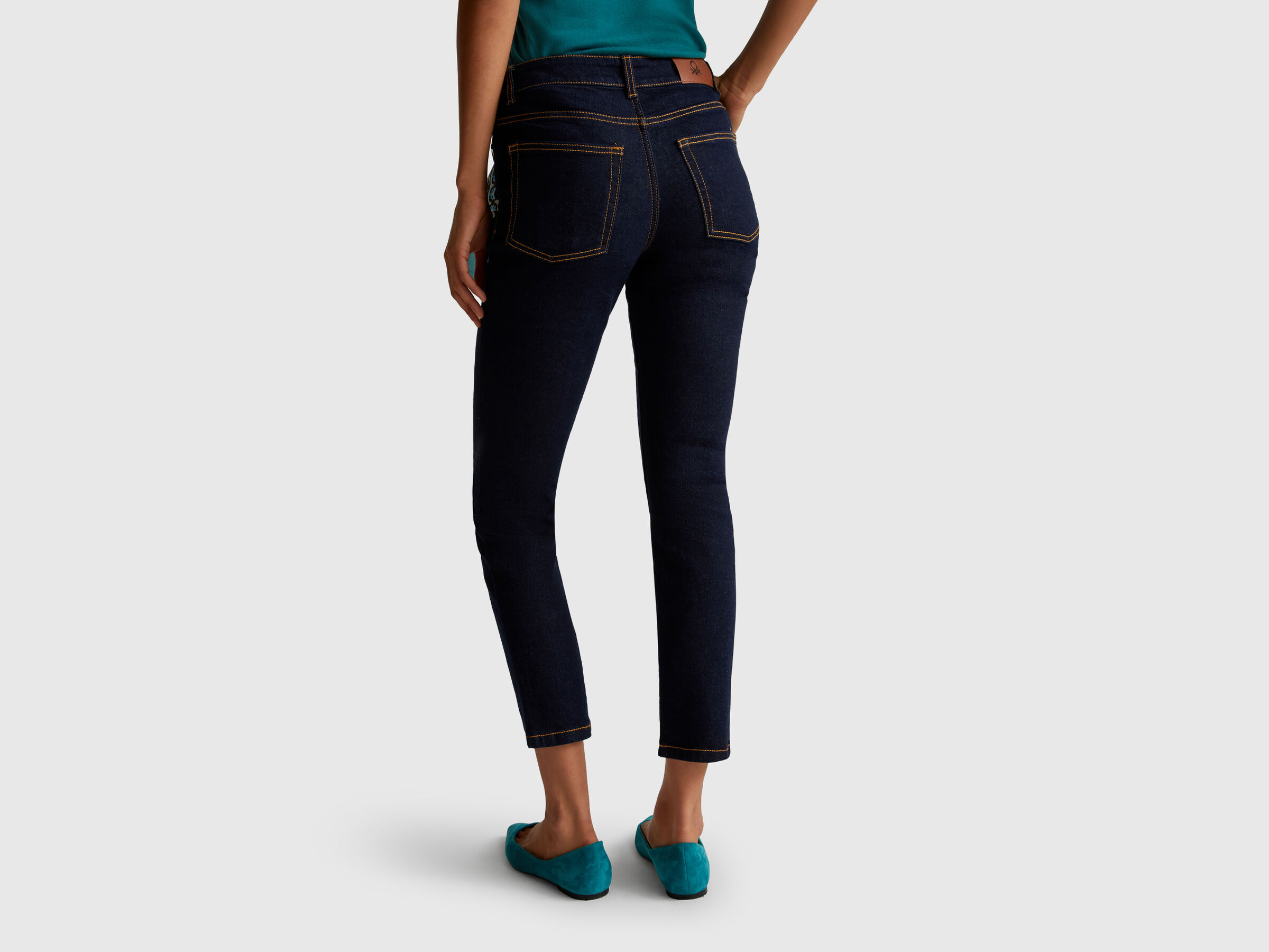 TROUSERS Mujer image number 2